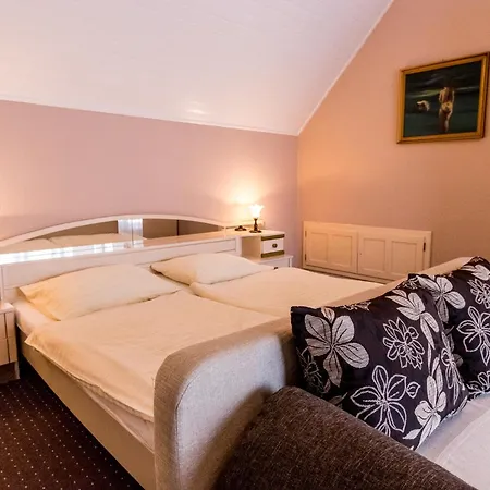 Haus Sonnenhof Guest house